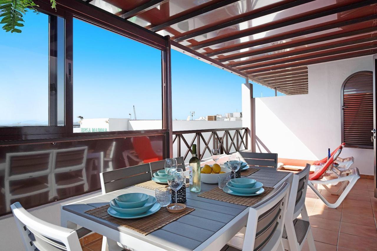 Apartamentos La Estrella III Плая Бланка Екстериор снимка
