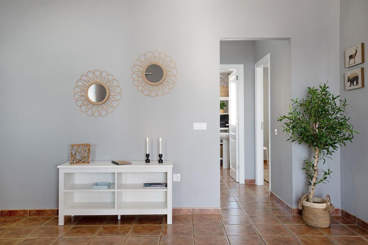 Apartamentos La Estrella III Плая Бланка Екстериор снимка