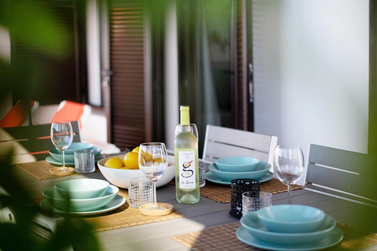 Apartamentos La Estrella III Плая Бланка Екстериор снимка
